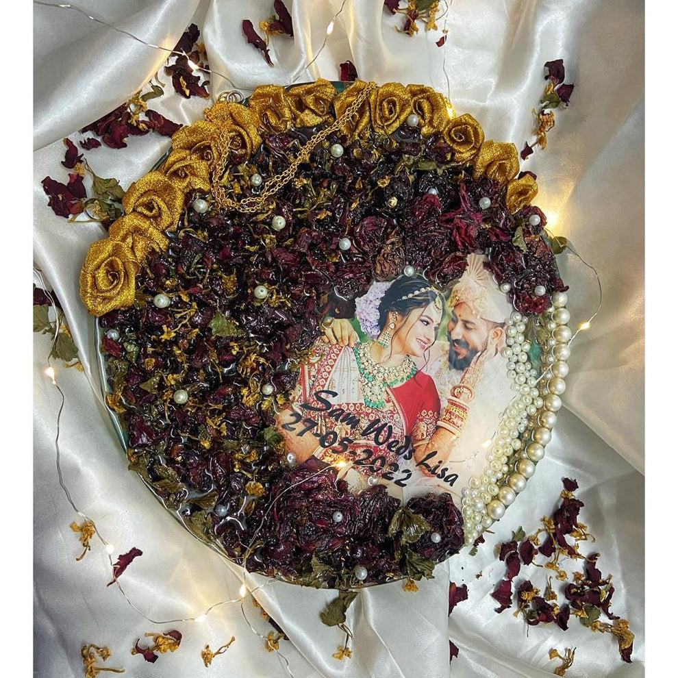 Lavish Non Wooden frames