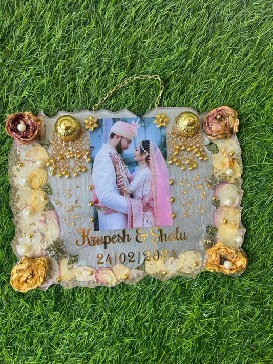 Non-Wooden uneven rectangular Resin Frame