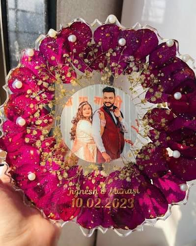 Customizable Resin Keepsake for Varmala Preservation