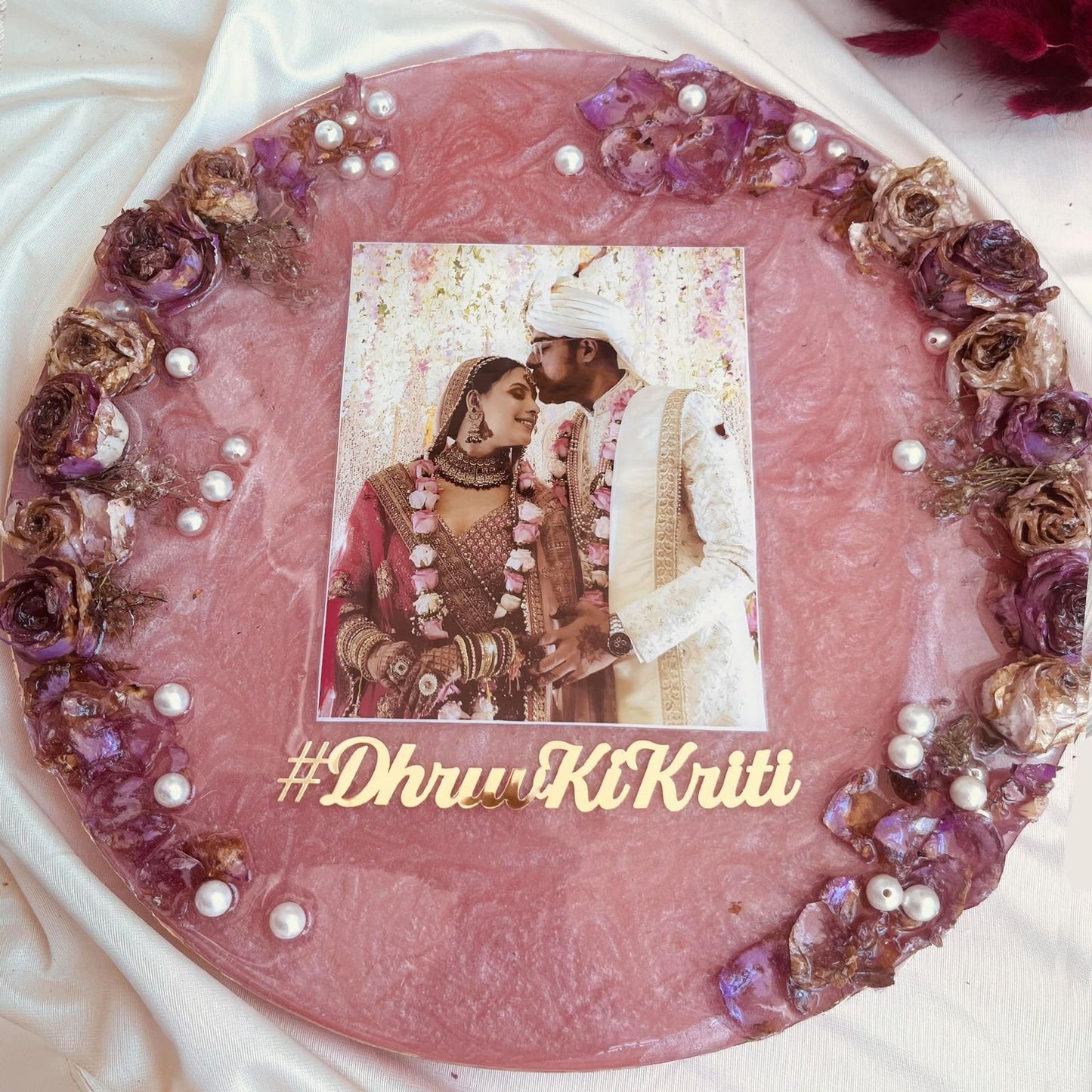 Premium Non-Wooden Resin Frame for Wedding Garland Preservation