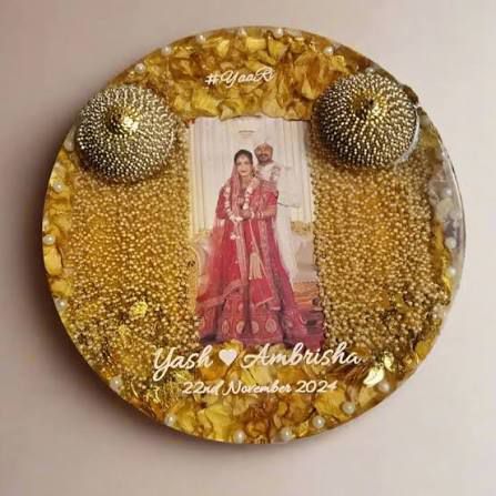 Beautiful Resin Varmala Memory Frame