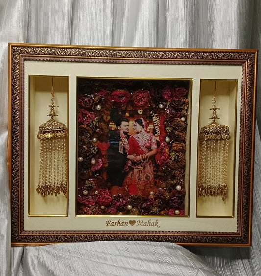 Customized Wedding Garland Preservation Wooden Frame