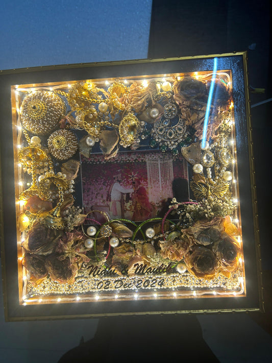Couple Memory Frame With Real Varmala Resin Art