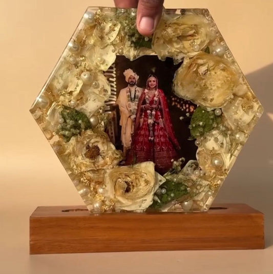 Varmala Preservation Resin Frame | Deep Casting Wedding Keepsake