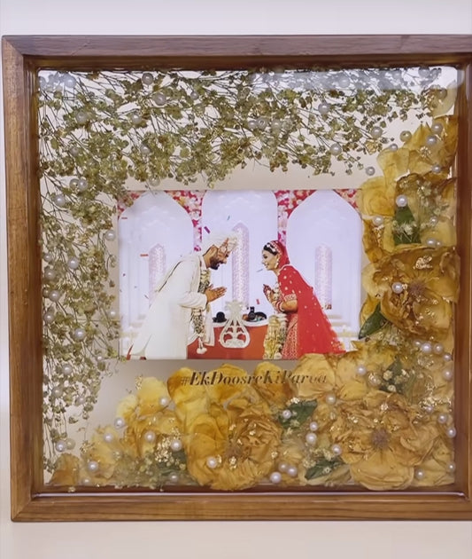 Garland Preservation Photo Frame